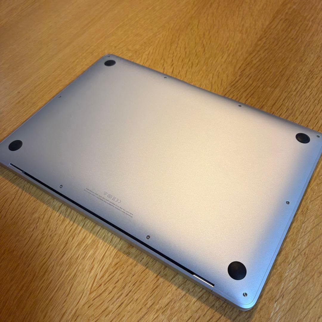 【美品】MacBook Air M1 8GB／512GB／バッテリー88%