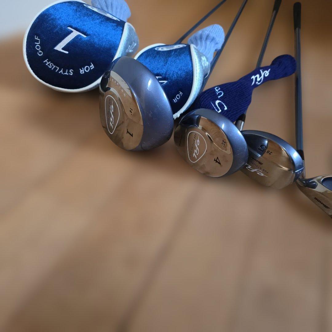 レディース ゴルフクラブセット 青色ヘッドカバー付き