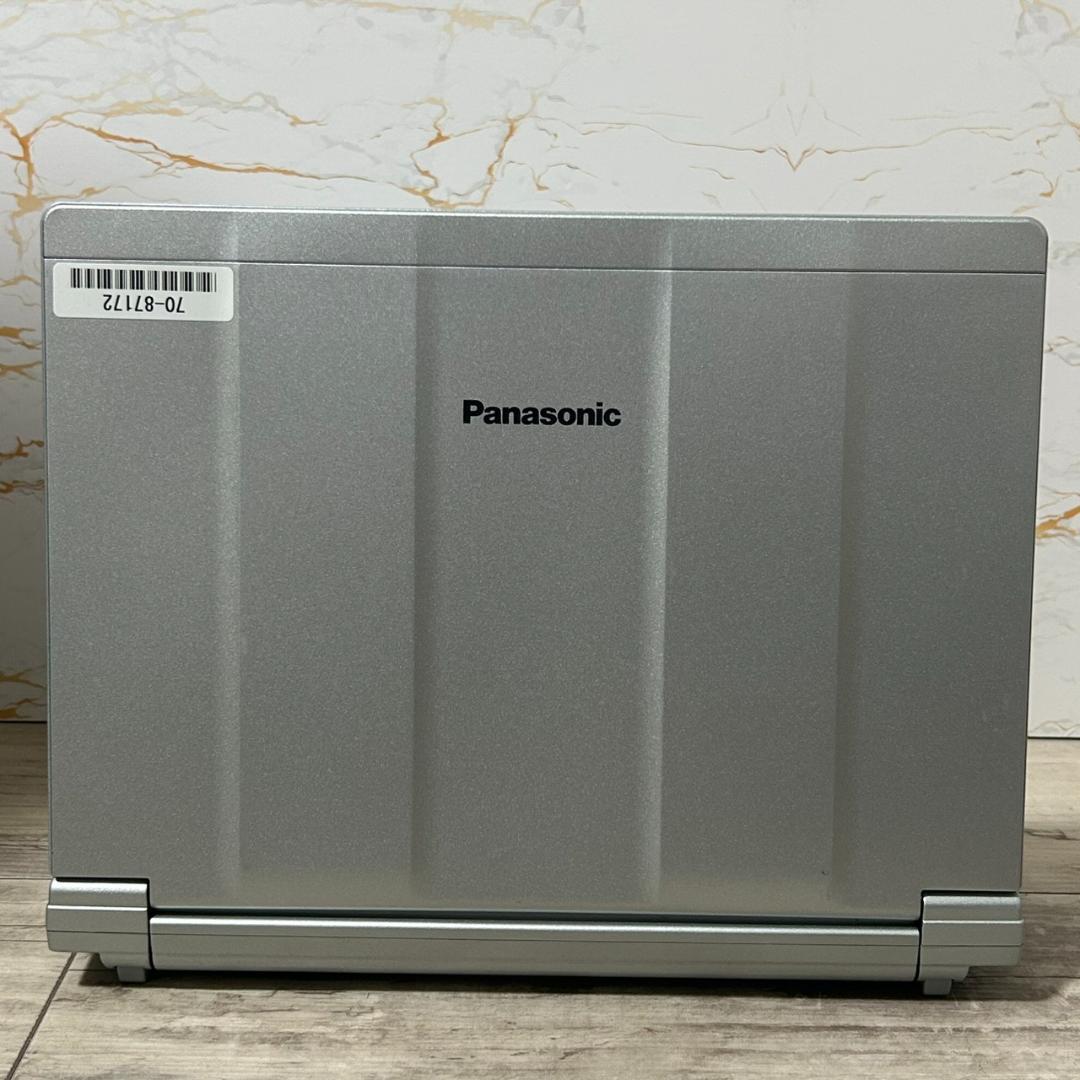 Pnasonic レッツノート CF-SV1 11世代i5&16GB キー不良