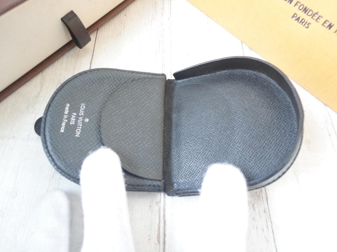 良品☆ヴィトン【タイガ】ケース【ポルトモネ・キュベット】オシャレ☆C19