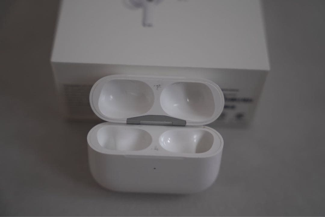 イヤホン Apple AirPods Pro 2 lightning