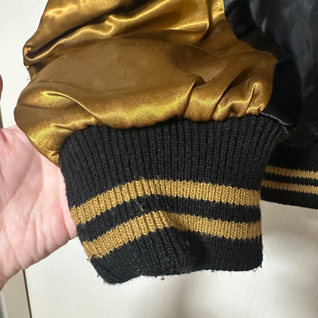 カールヘルム　スカジャン　黒金　シマウマ　刺繍　メンズM