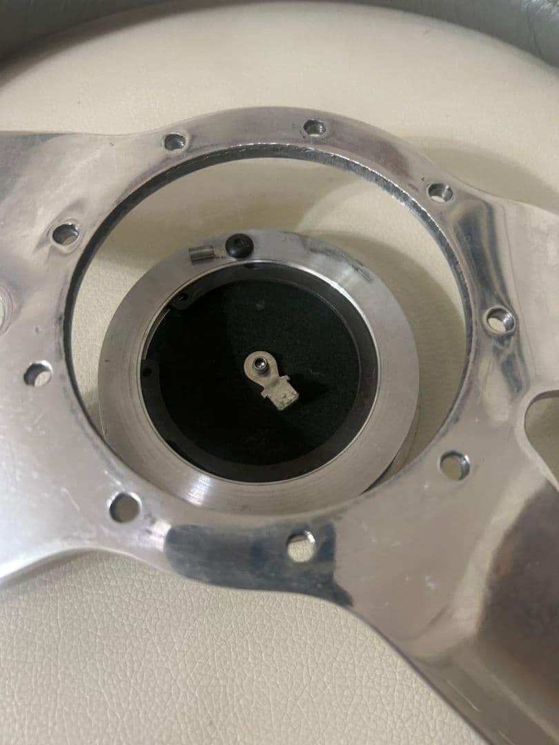 レカラステアリング