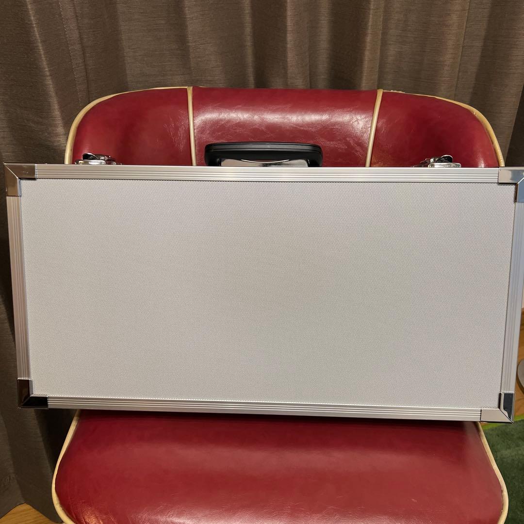 包丁ケース　ナイフケース　ジェラルミン製　10丁入り