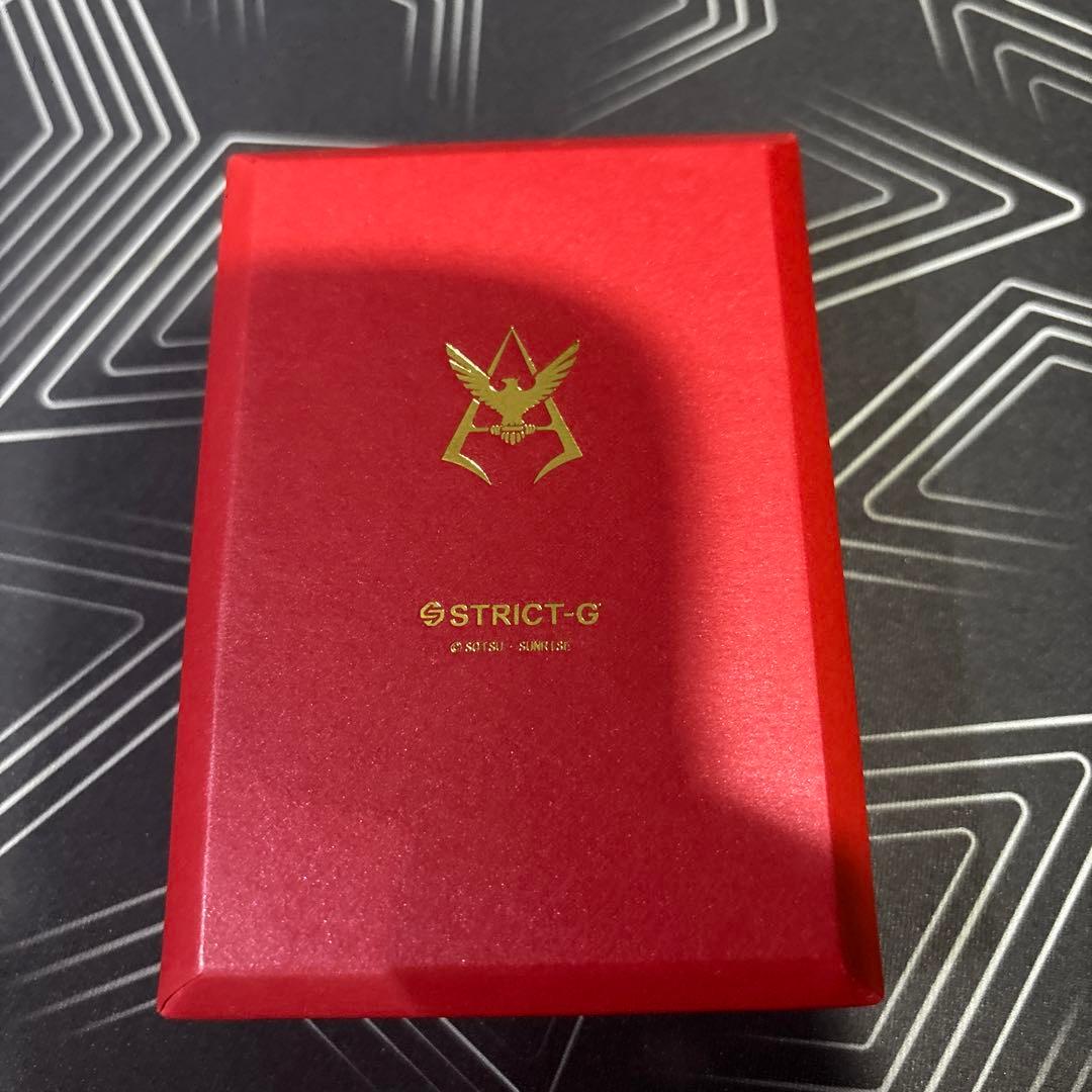 STRICT-G 赤い彗星 シャア専用 レザーキーホルダー 箱付き 未使用