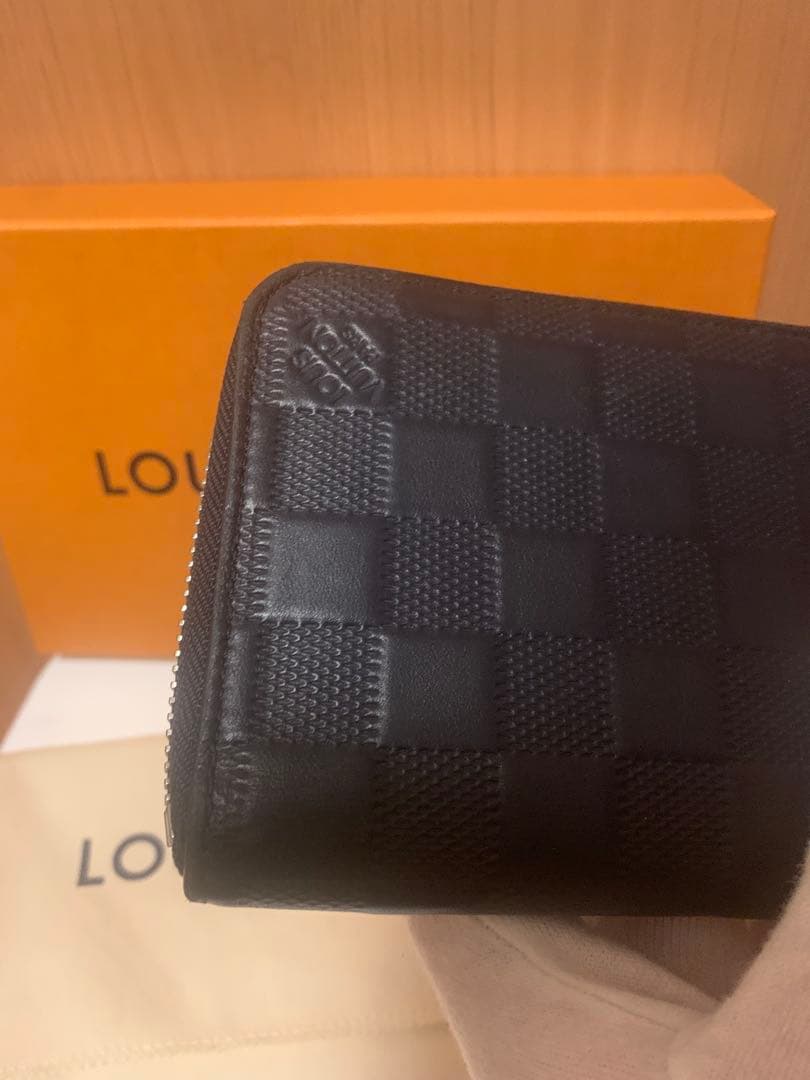 ルイ ヴィトン ジッピーウォレット ヴェルティカル 長財布 アンフィニ