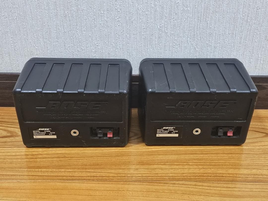 BOSE 101MM 連番 天吊り用 ブラケット付