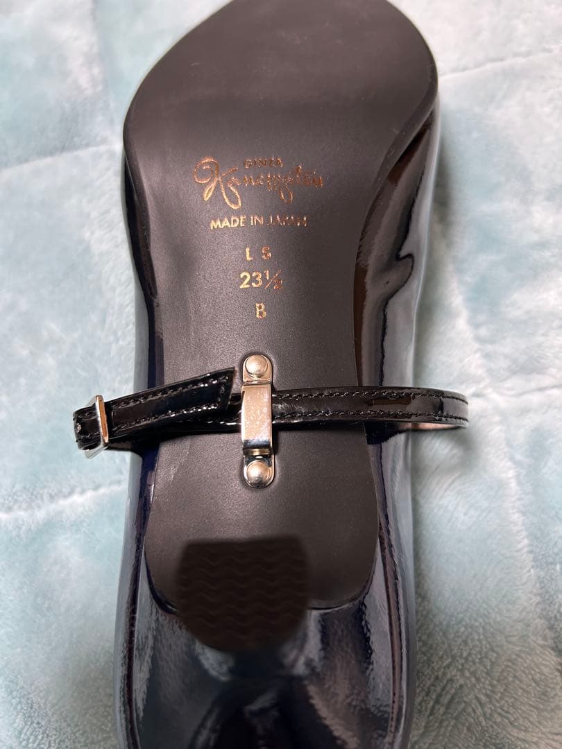 【未使用】銀座かねまつ幅狭SLENDERストラップパンプス黒ネイビー