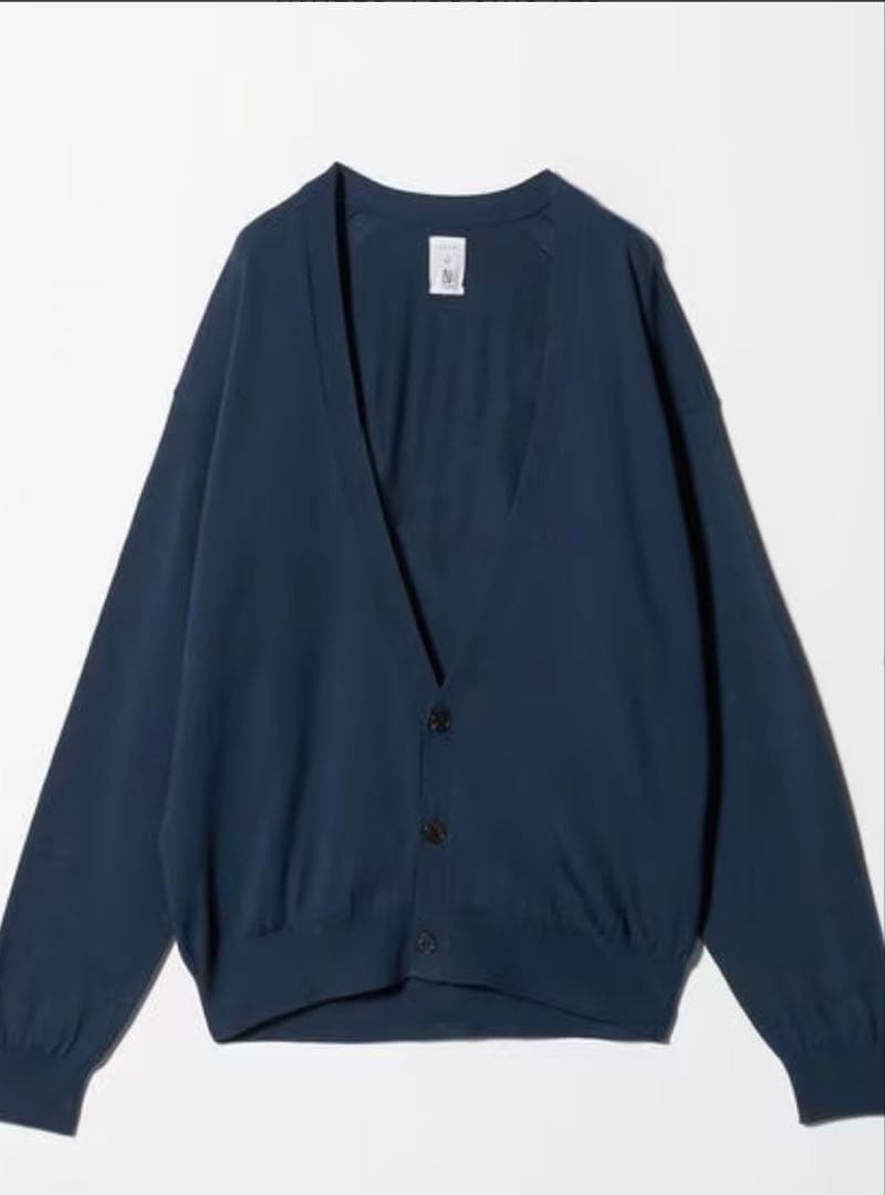 vネック　カーディガン