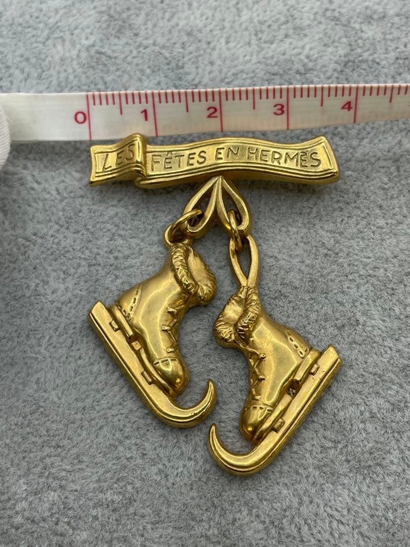 HERMES エルメス　スケートシューズ　ブローチ　ヴィンテージゴールド
