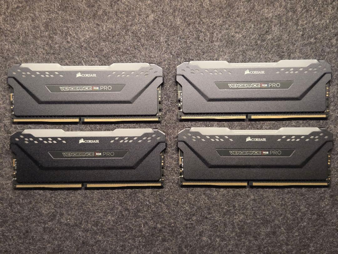 メモリー CORSAIR VENGEANCE RGB PRO 32GB DDR4 3200