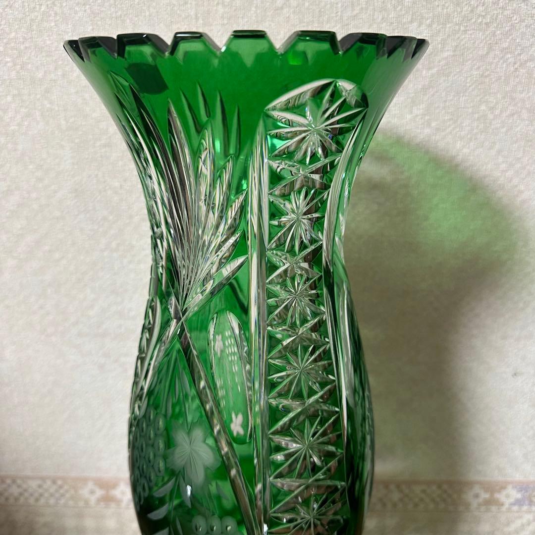 POLONIA ポロニア 緑色 クリスタルガラス フラワーベース 花瓶