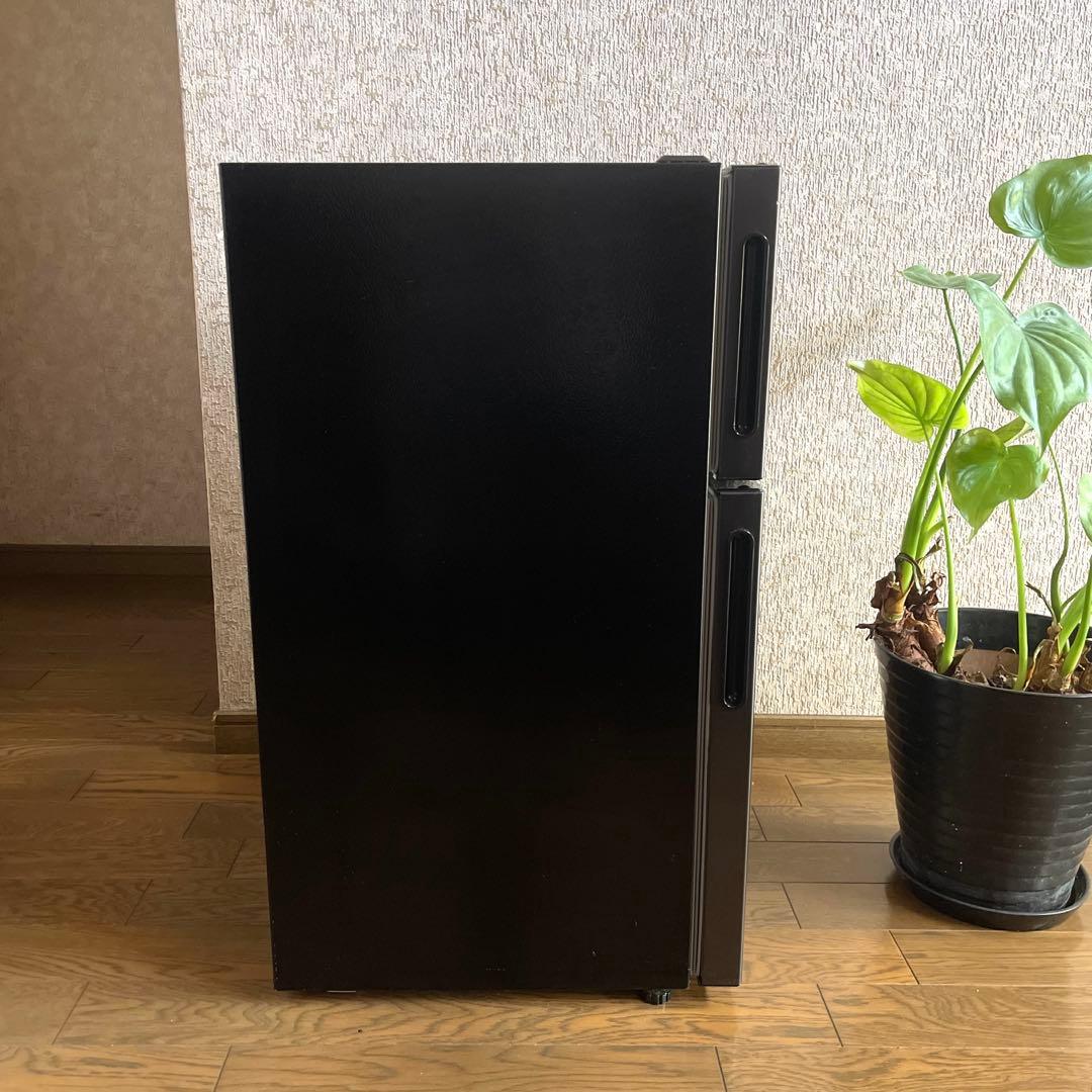 【新品未使用】冷蔵庫 87L MAXZEN マクスゼン 小型 2ドア ガンメタ