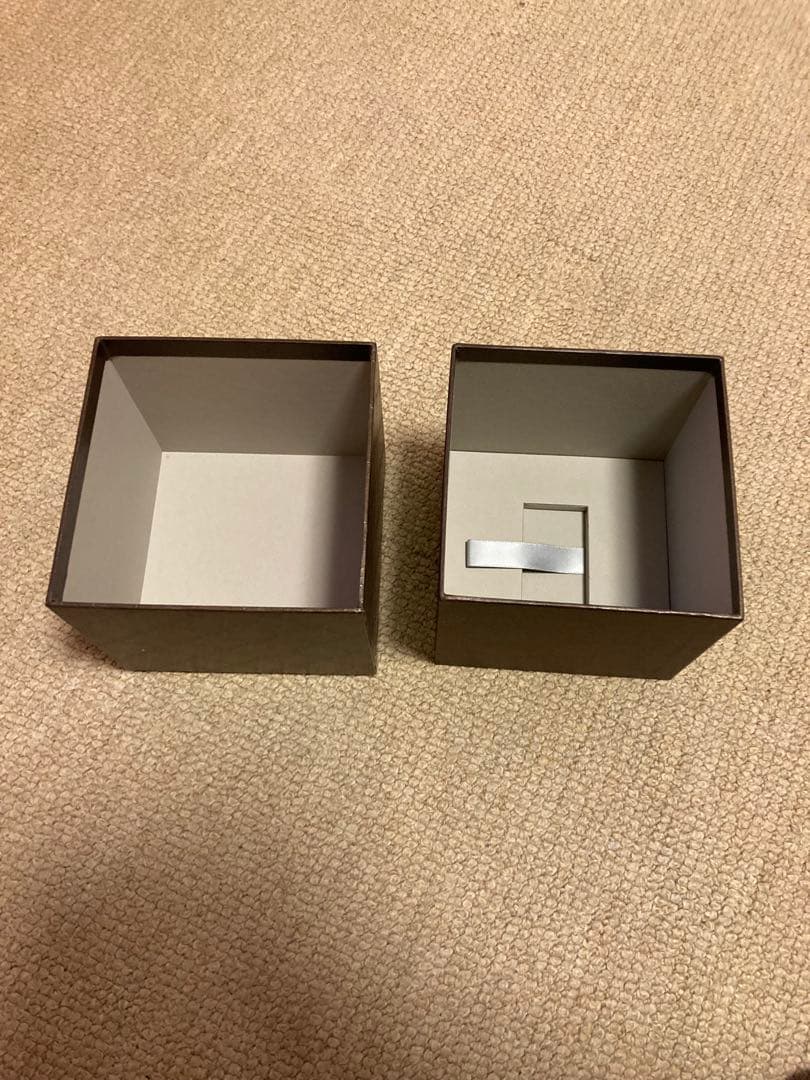 グッチ ベルト 黒 革製　箱と袋付き　全長100センチ 穴5つ