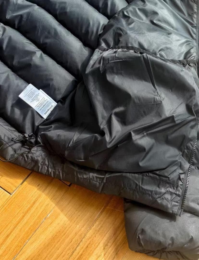 ダウンジャケット フード付き