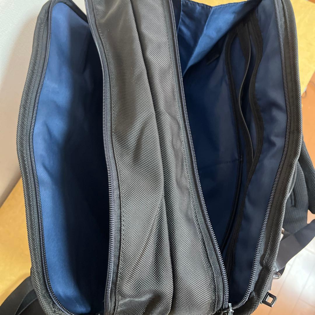 TUMI トゥミビジネス3wayバッグ 伊勢丹別注ブラック×ネイビー