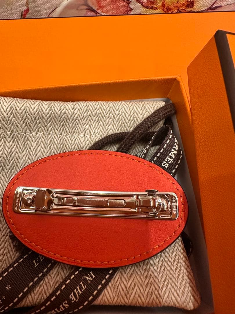 エルメス ヘアアクセサリー オレンジ　バレッタ　エブリン