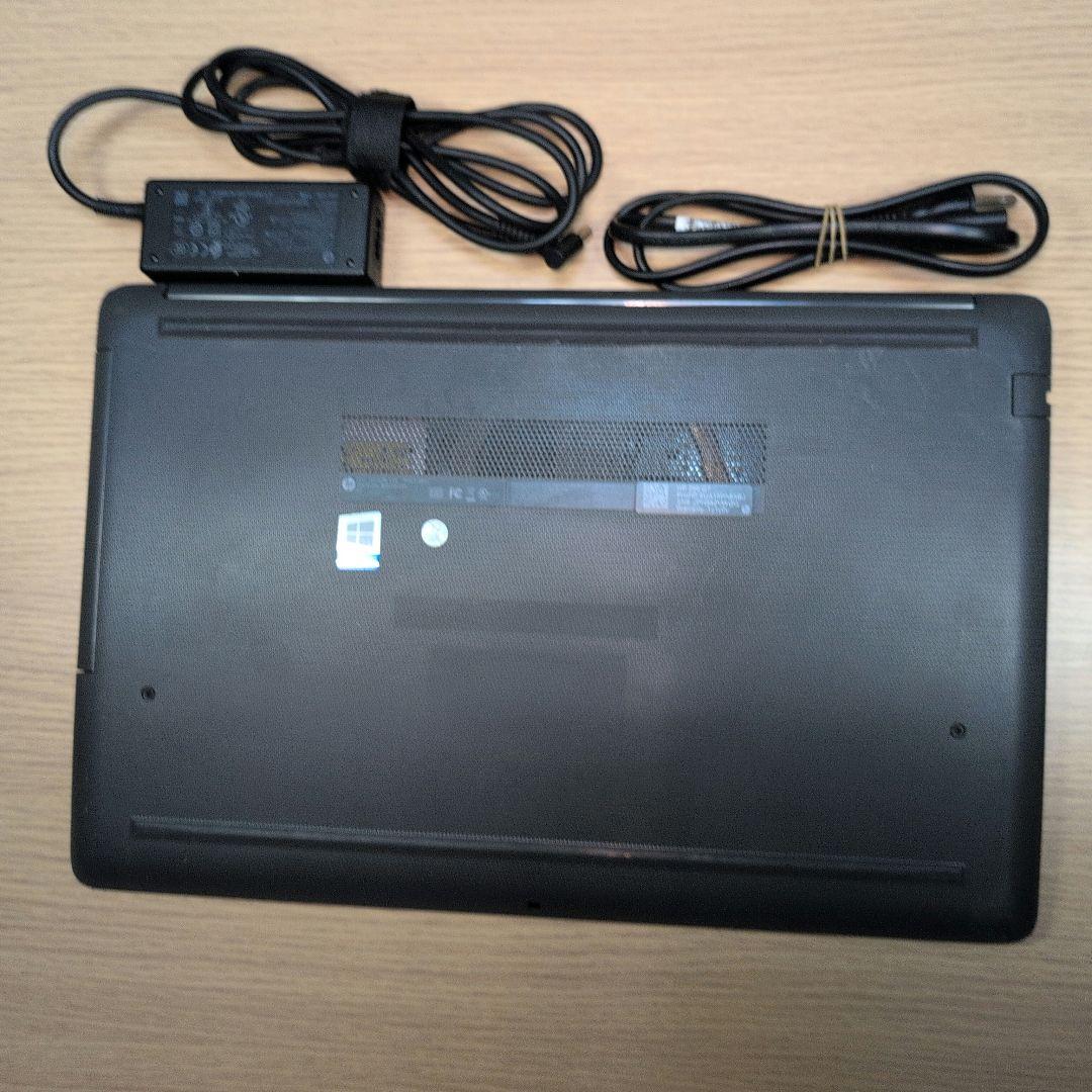 すぐ使えるノートパソコンSSDカメラ付き　　黒いパソコン