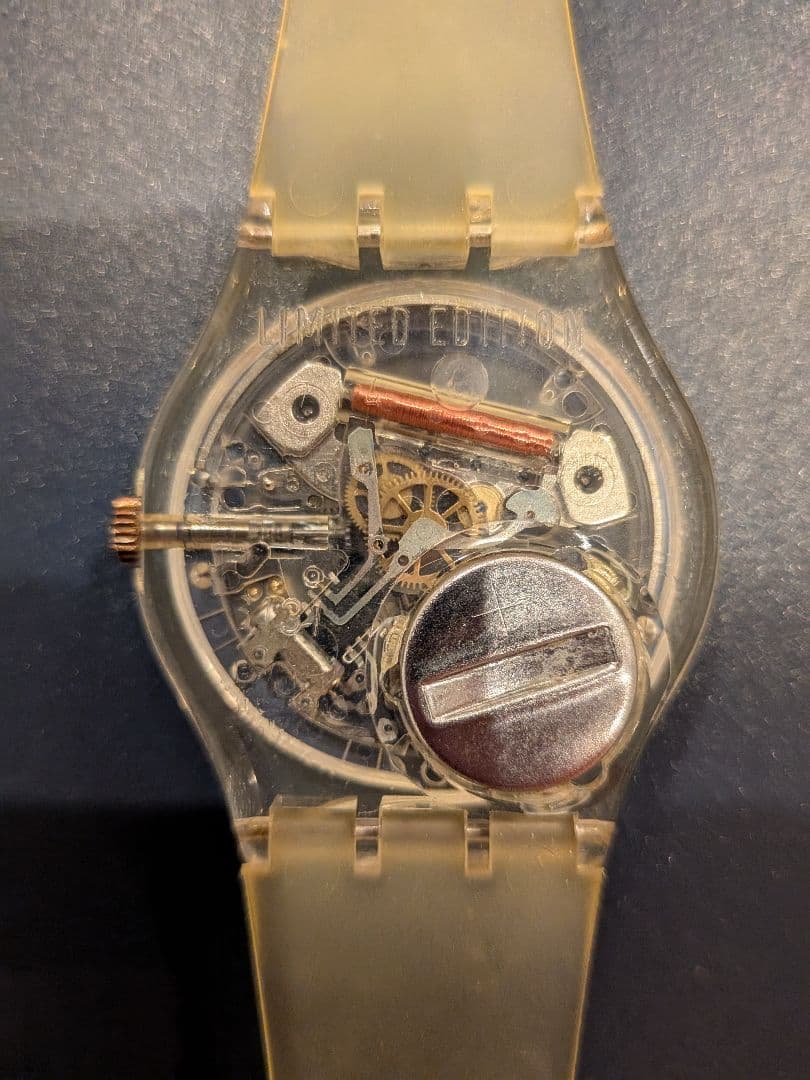 Swatch−Ticking Brain スウォッチ 脳 人体 血管 解剖