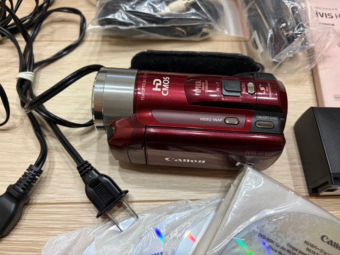 動作確認済み　Canon IVIS HF M31 ビデオカメラ本体　付属品付き