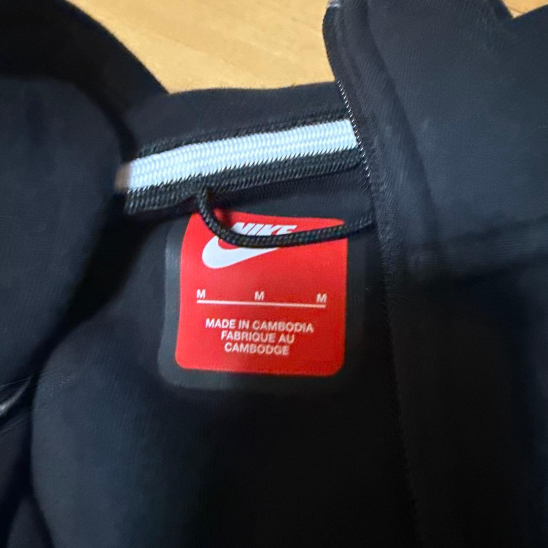 Nike テックフリース 黒