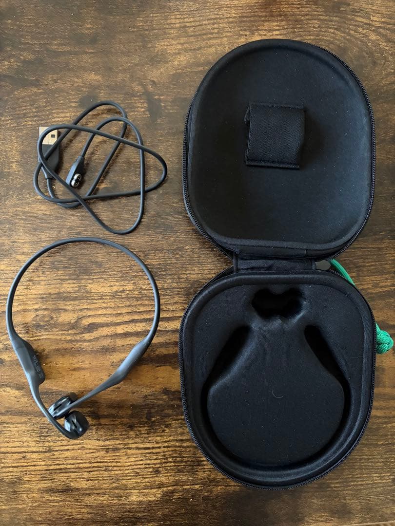 SHOKZ OPENRUNPRO 骨伝導イヤホン ブラック ケース付き