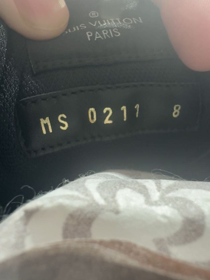 極美品 ルイヴィトン スニーカー リヴォリライン モノグラム エクリプス 8