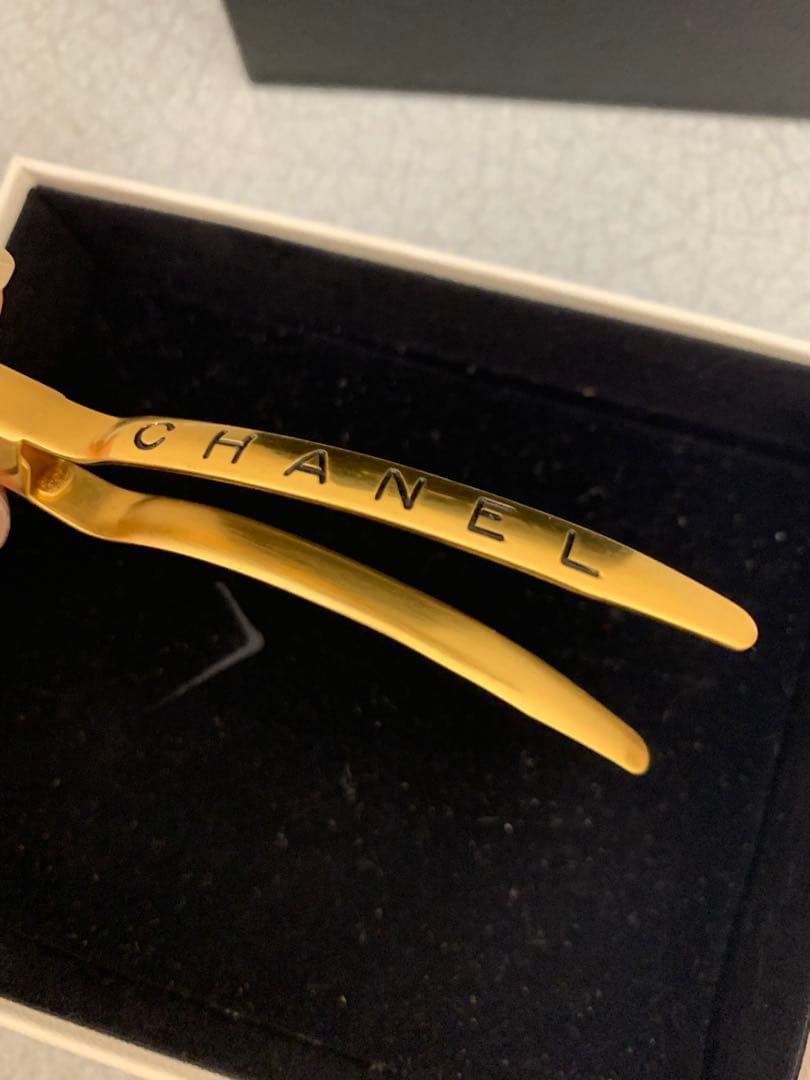 CHANEL ヴィンテージ ゴールド ヘアピン ヘアクリップ 97P