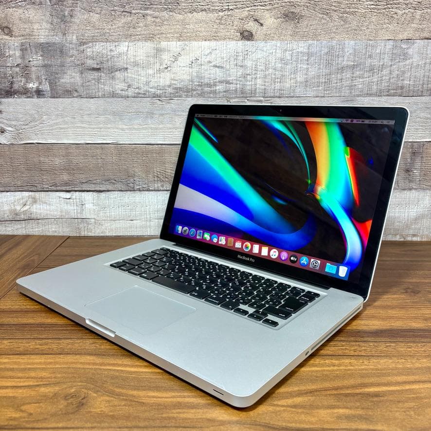 MacBook Pro i7 SSD512GB 16GBメモリ 新品バッテリー