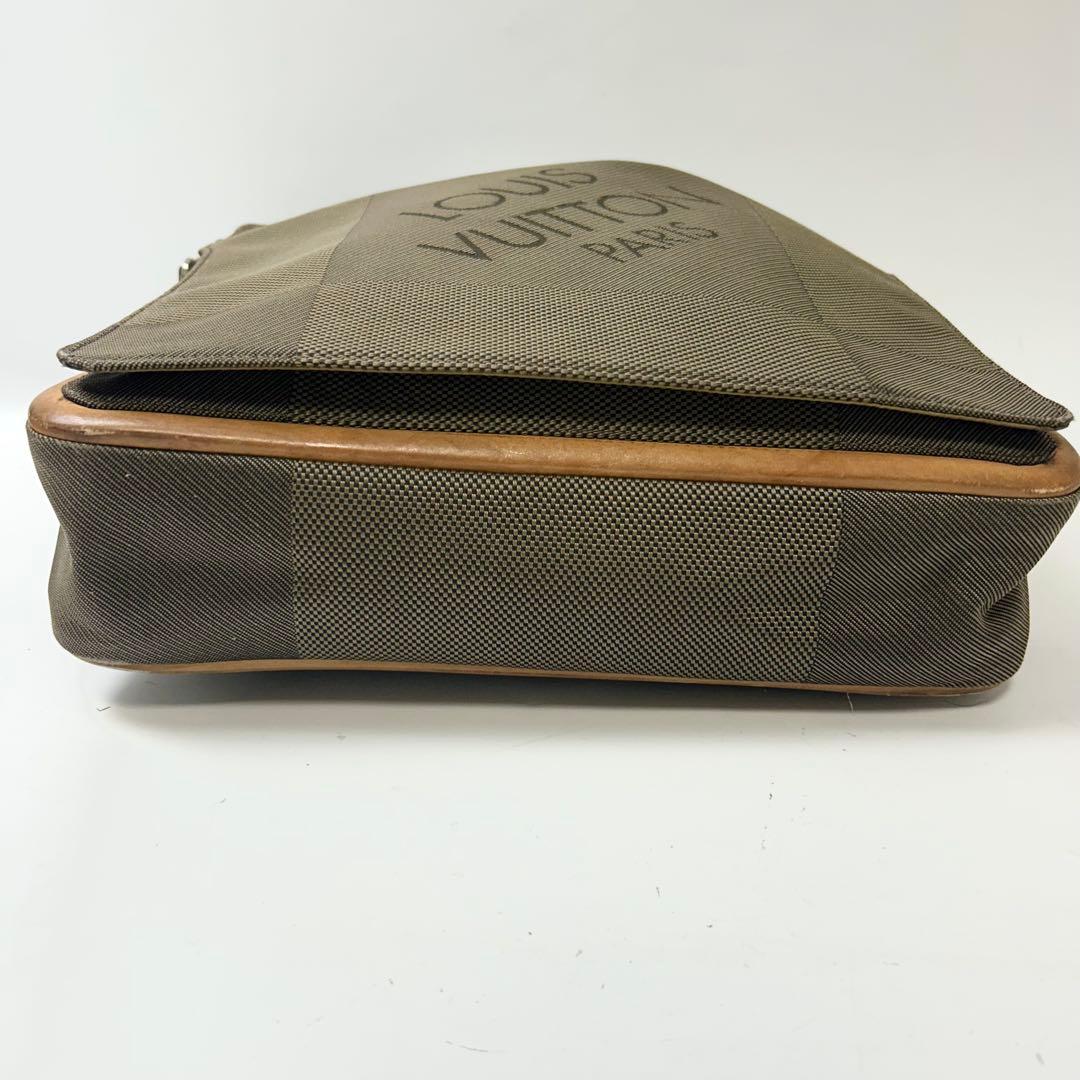 ルイヴィトン ダミエジェアン メサジェ　メッセンジャー　ショルダーバッグ