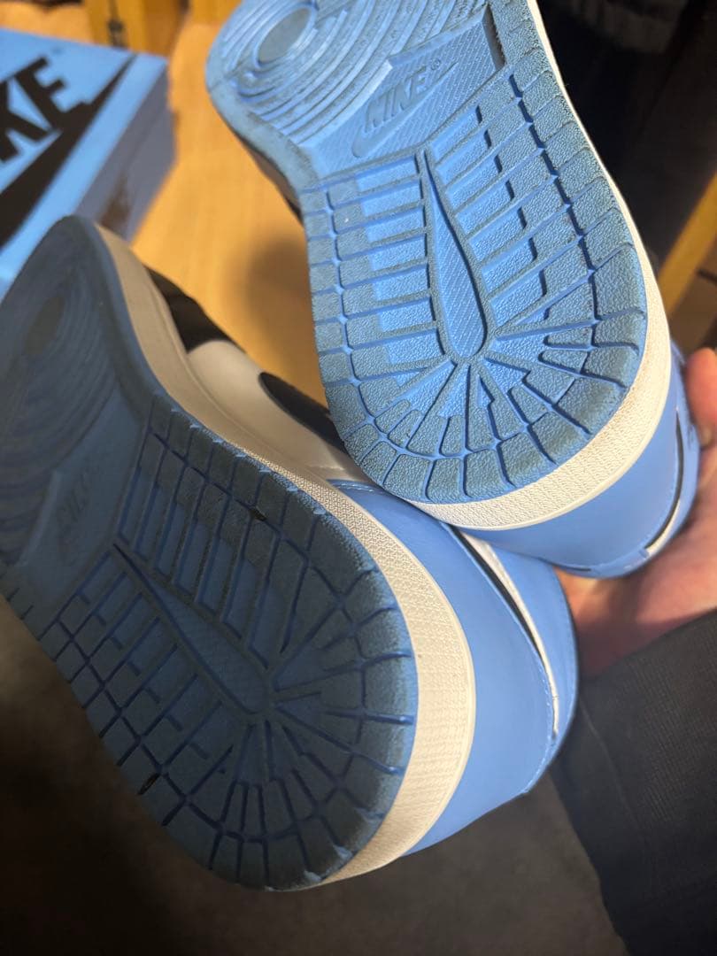 ナイキ　エアジョーダン1 Retro High OG ユニバーシティブルー　28