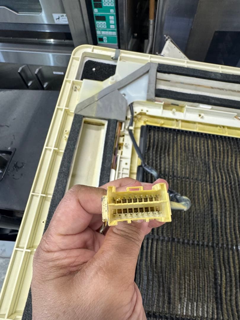 エアコン本体部品 P-AP160NA1 パネルのみ