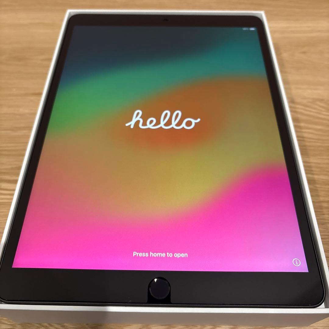 iPad Air 第3世代 Wi-Fiモデル　64G スペースグレイ