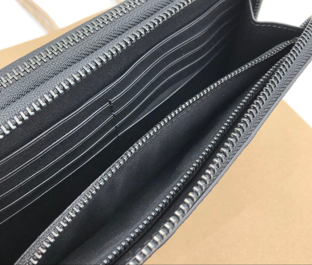 【COACH☆新品】大人気！再入荷！ダブルジップ！シグネチャー！ブラック！