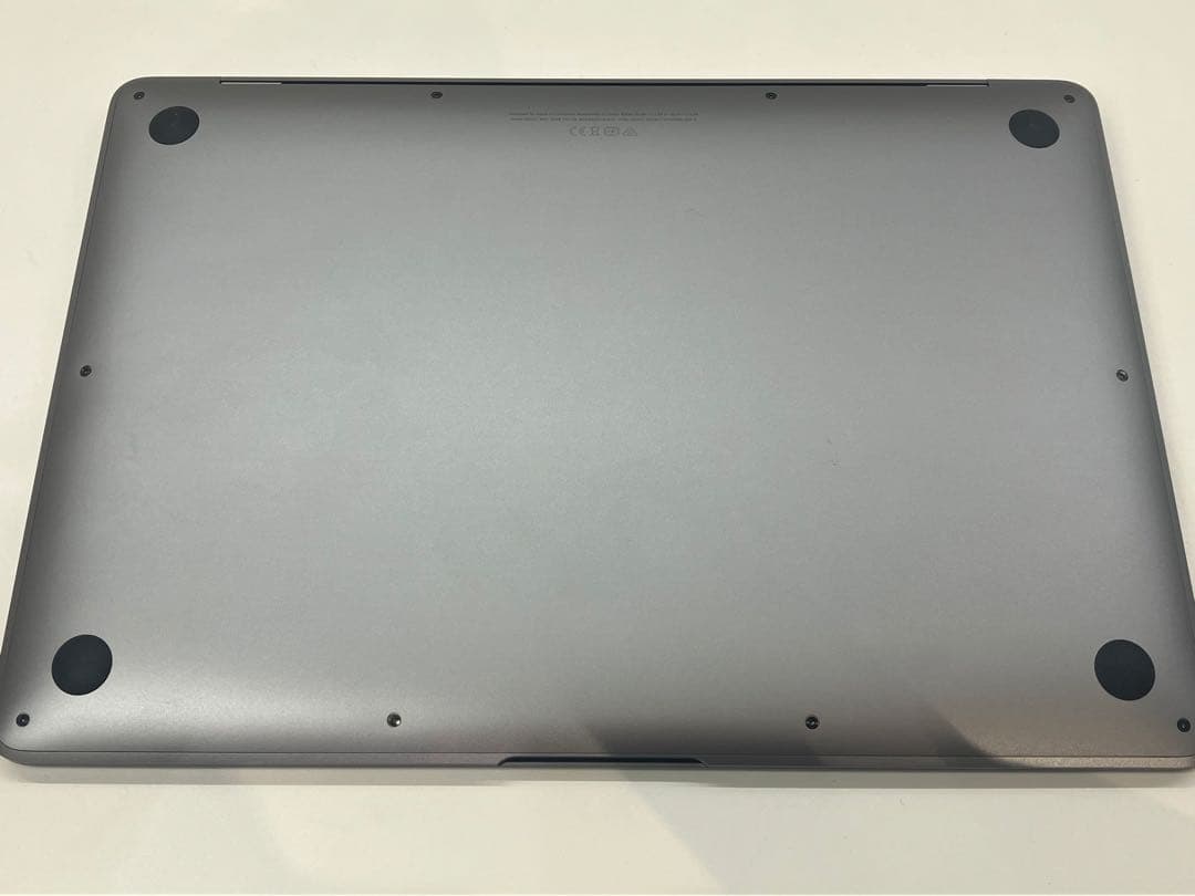 【美品】MacBook Air (M1,2020) 充放電24回バッテリー99%