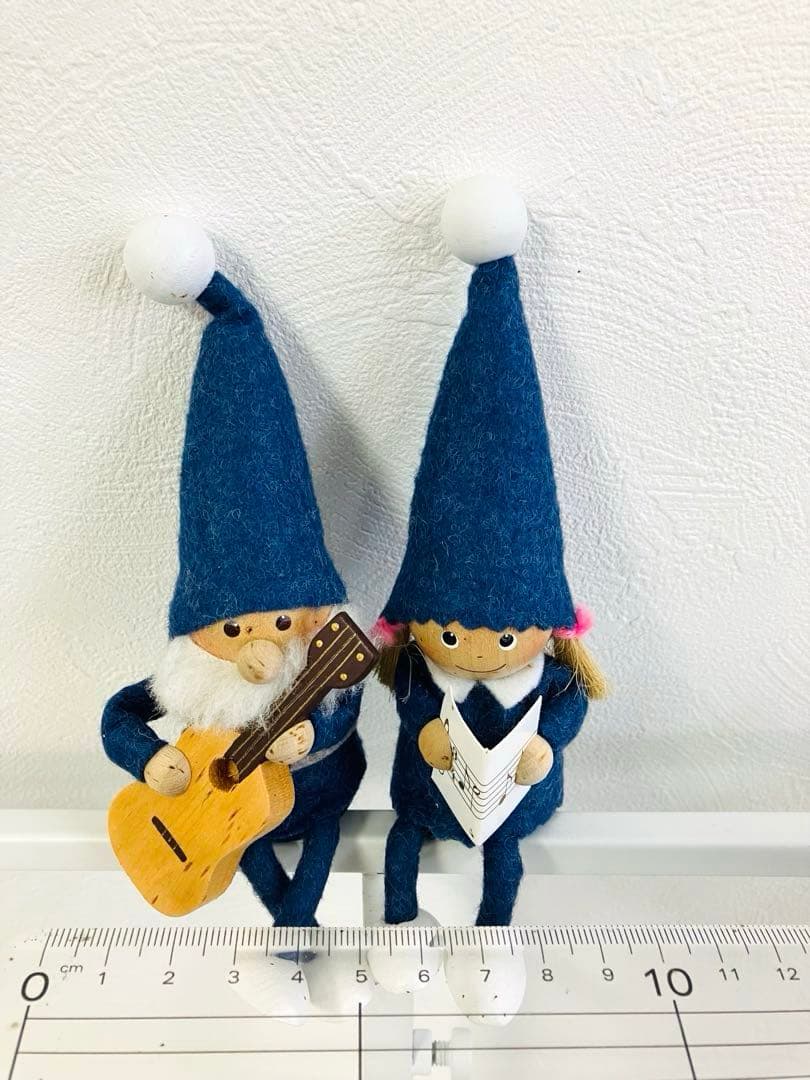 ノルディカニッセ　ギター　楽譜　ブルーサンタ2体