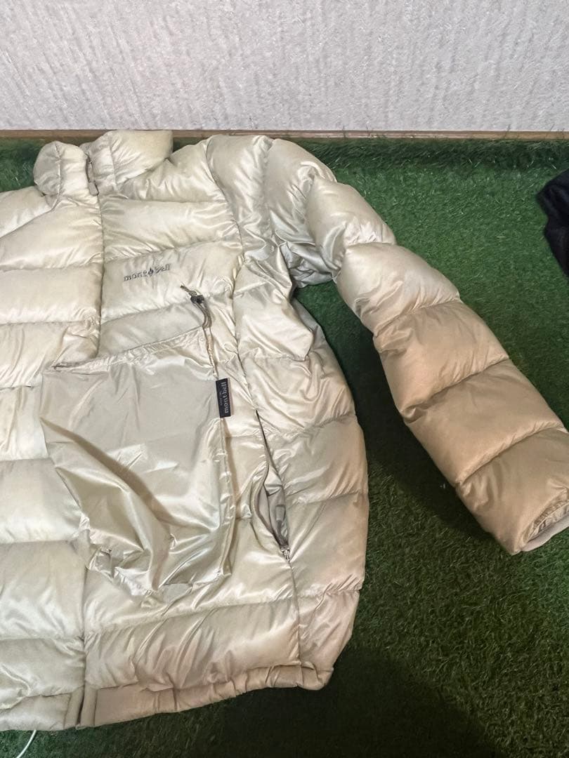 mont-bellダウンジャケットアイボリーカラー800フィルパワー