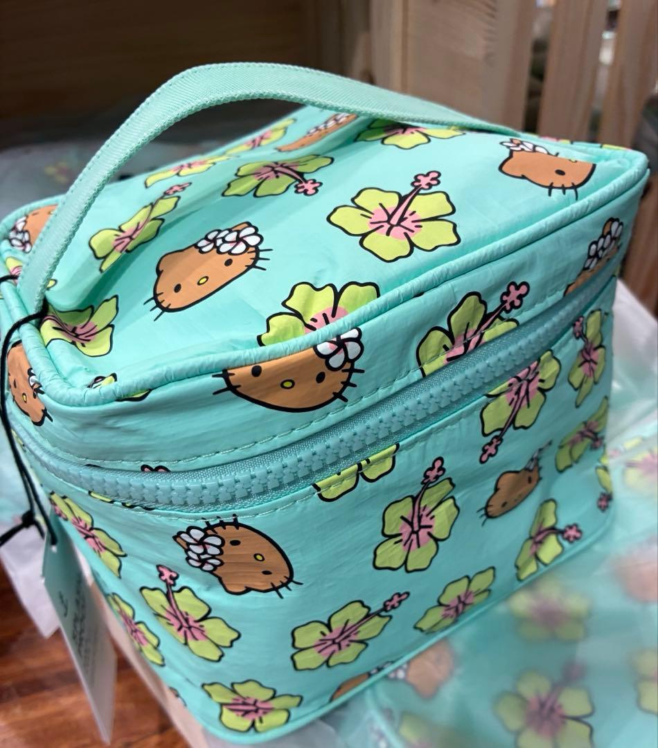 【ハワイDFS限定】アロハコレクション × ハローキティ（バニティポーチ）