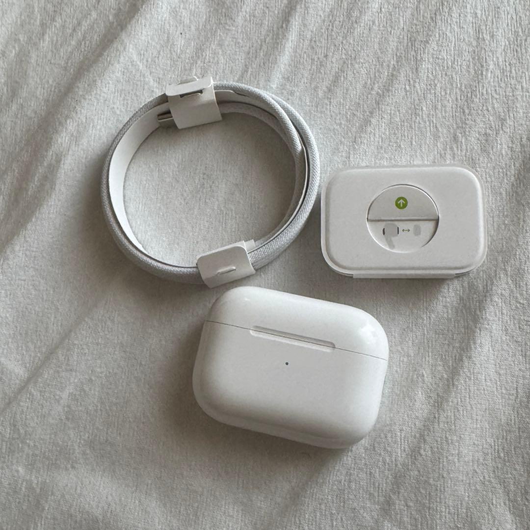 正規品 Apple AirPods Pro 第2世代 イヤーチップ 充電コード付