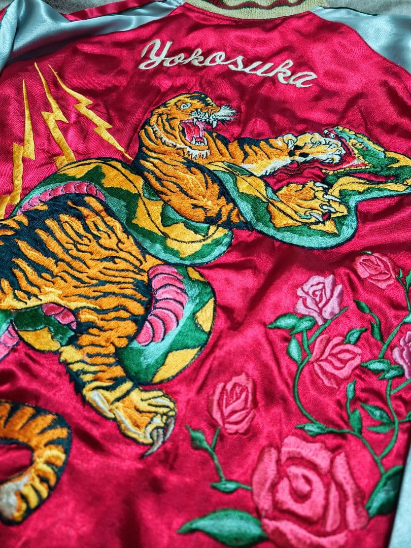 テーラー東洋 スカジャン 2面用 日本限定 虎 蛇 unisex サテン