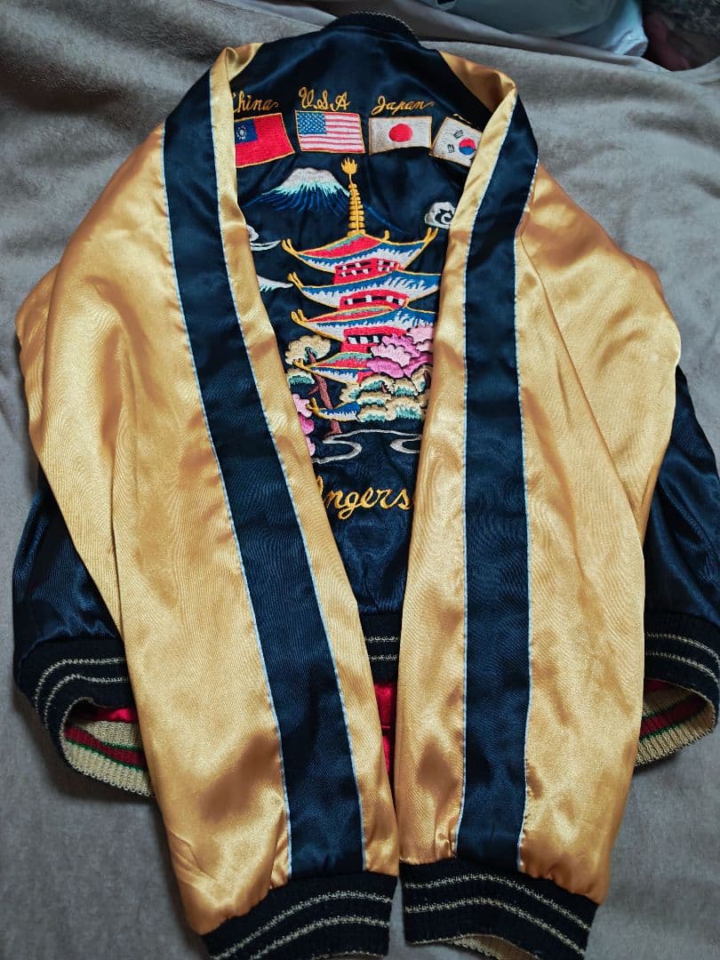 テーラー東洋 スカジャン 2面用 日本限定 虎 蛇 unisex サテン