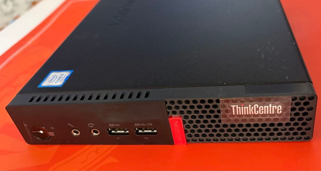 Lenovo ThinkCentre M710q ミニPC