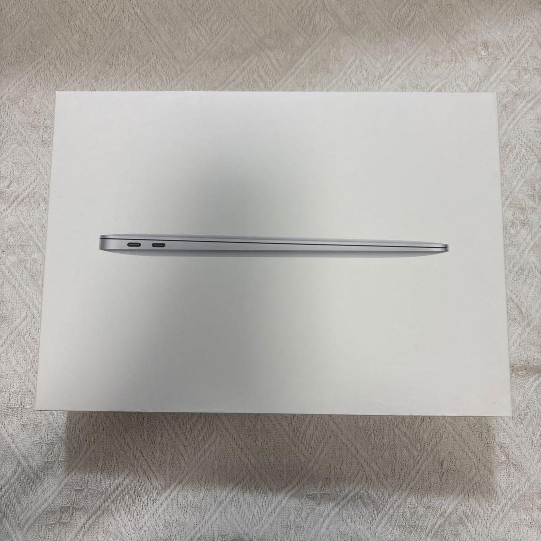 Apple MacBook Air13インチシルバー 本体