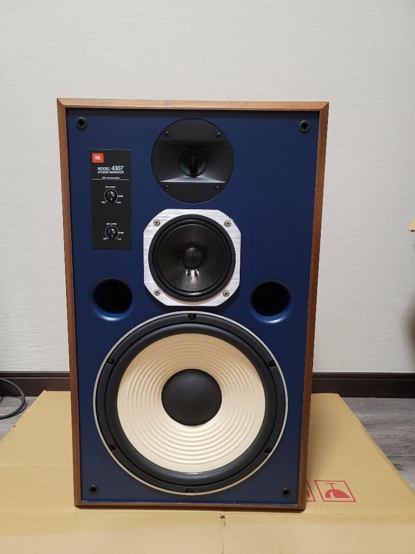 JBL 4307 スピーカー 1本