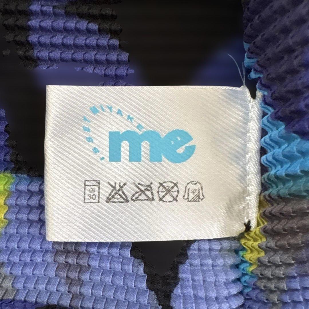 me by ISSEY MIYAKE イッセイミヤケ ワッフルプリーツ 総柄