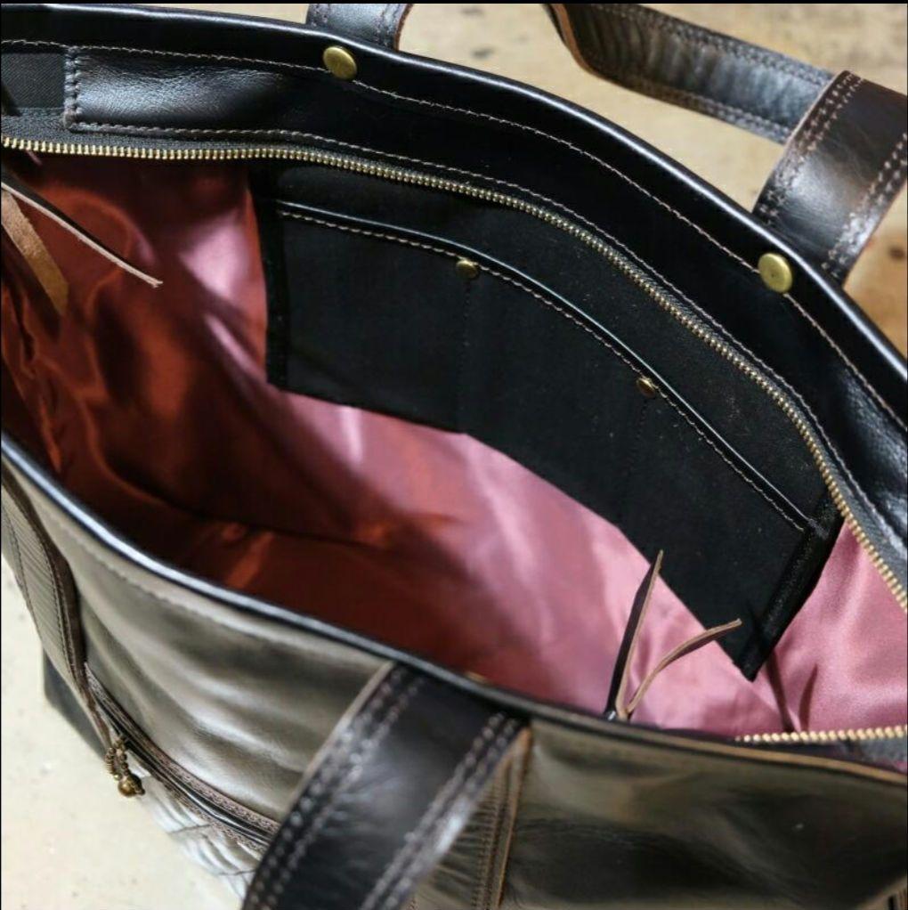 ウエストライドパデッドトートバッグキルテイングパッド ホースハイド ショルダー付