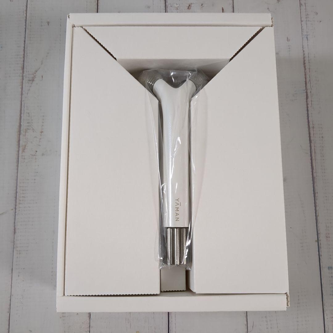 【美品】ヤーマン 美顔器 ウェイビー ミニ ローラー EMS EP16W