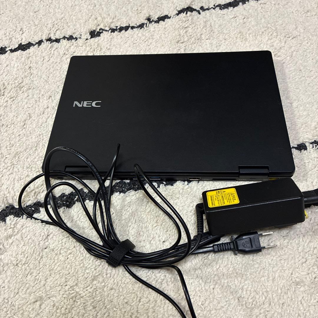 NECノートPC 高速SSD メモリ4G 最新Windows11 パソコン