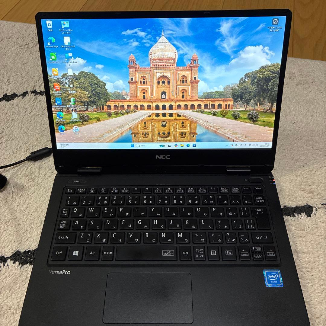 NECノートPC 高速SSD メモリ4G 最新Windows11 パソコン