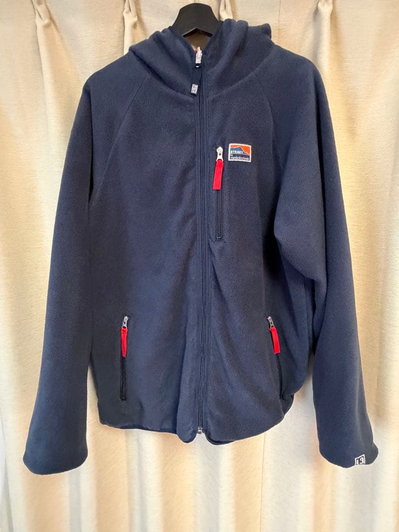 スタンダードカリフォルニア　リバーシブルフリースマウンテンパーカー